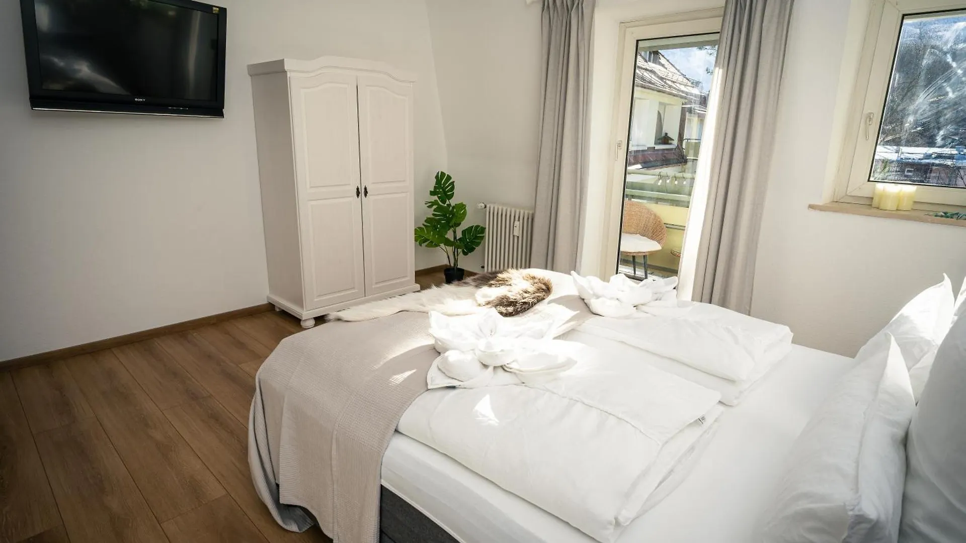 Pott-Alm, Zentrale Grosse Ferienwohnung Im Herzen Bad Reichenhalls Mit 3 Schlafzimmern Germany